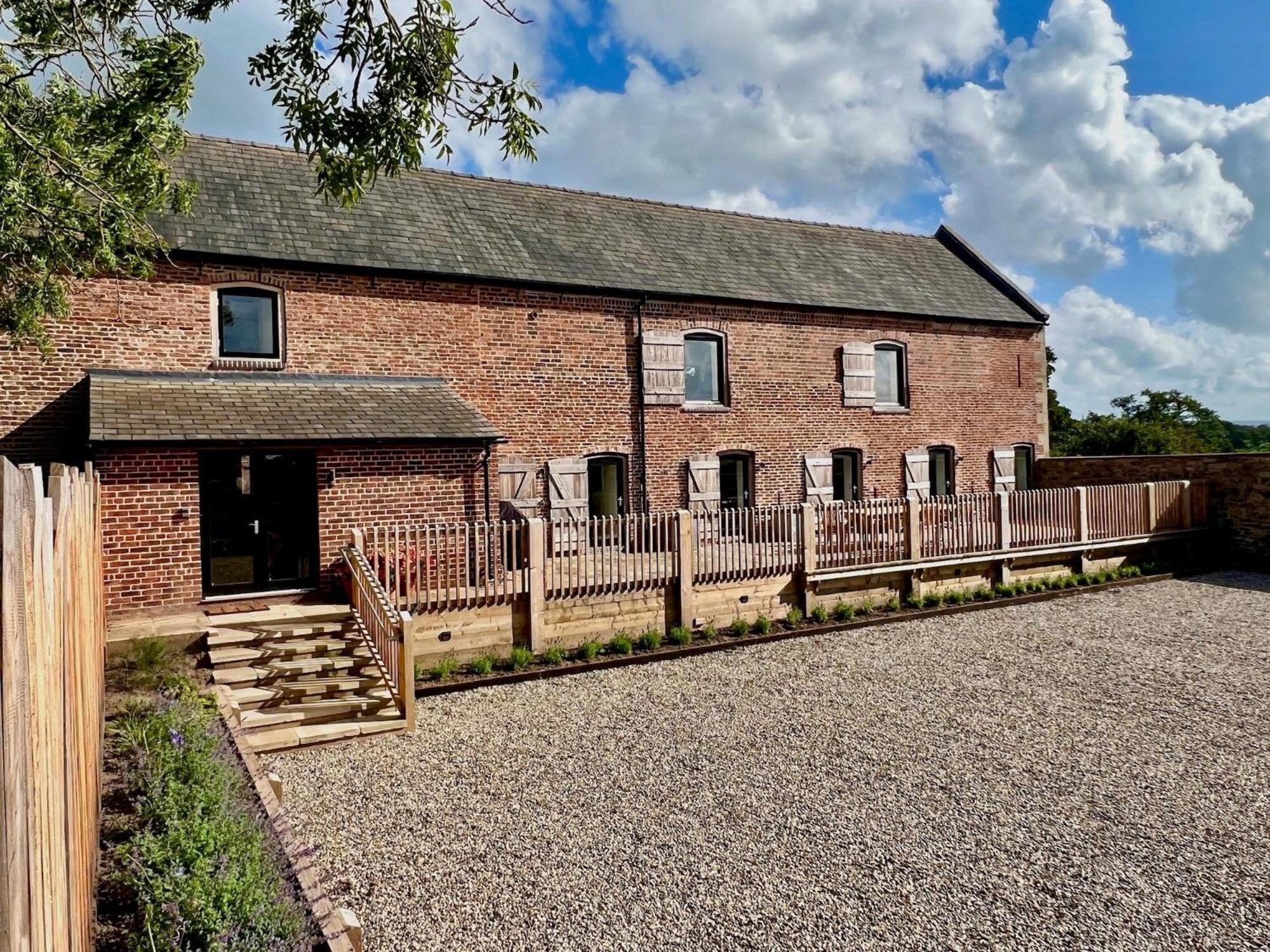 The Barn At Plas Ashpool Sleeps 8 Llandyrnog Exterior foto