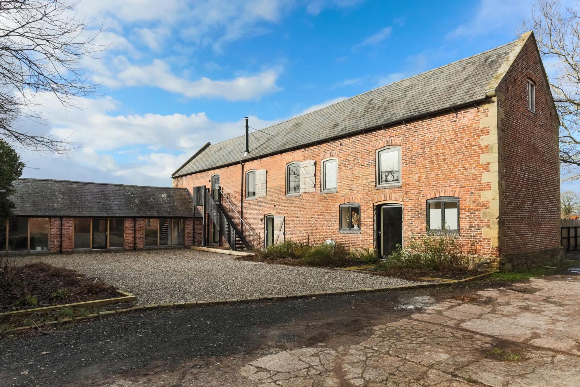 The Barn At Plas Ashpool Sleeps 8 Llandyrnog Exterior foto